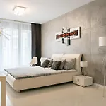 Art Market Square Apartment Breslau