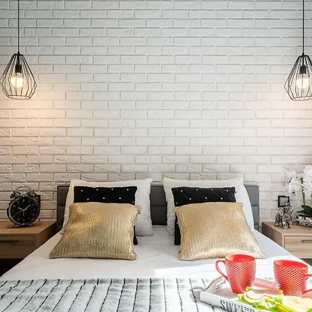 Apartman Art Market Square