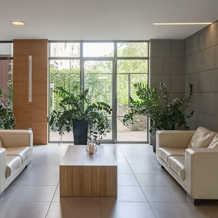 Art Market Square Apartment